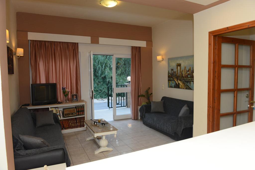 Volanakis Apartments Amudára Laszithiu Kültér fotó