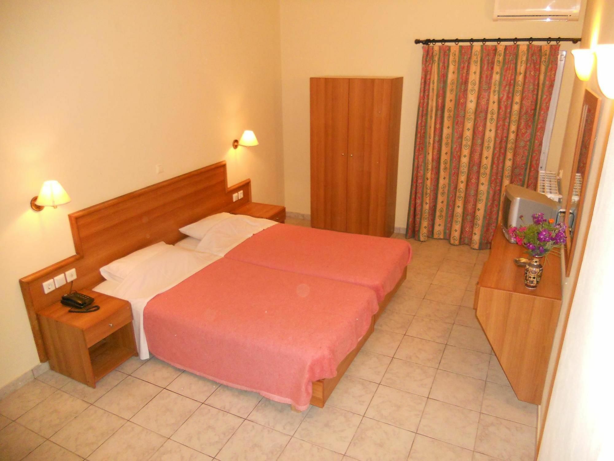 Volanakis Apartments Amudára Laszithiu Kültér fotó
